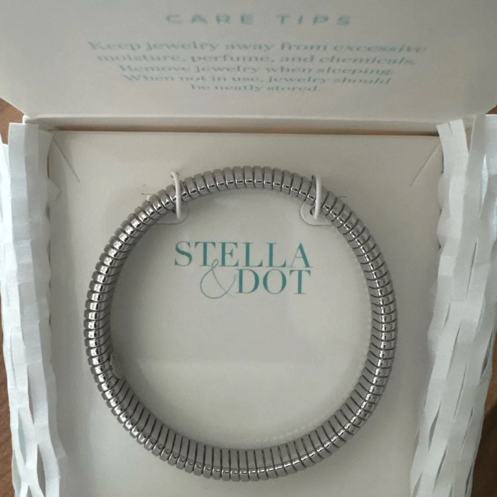 Stella & Dot Metallic Stretch Snake Bracelet - NIB, never removed!
